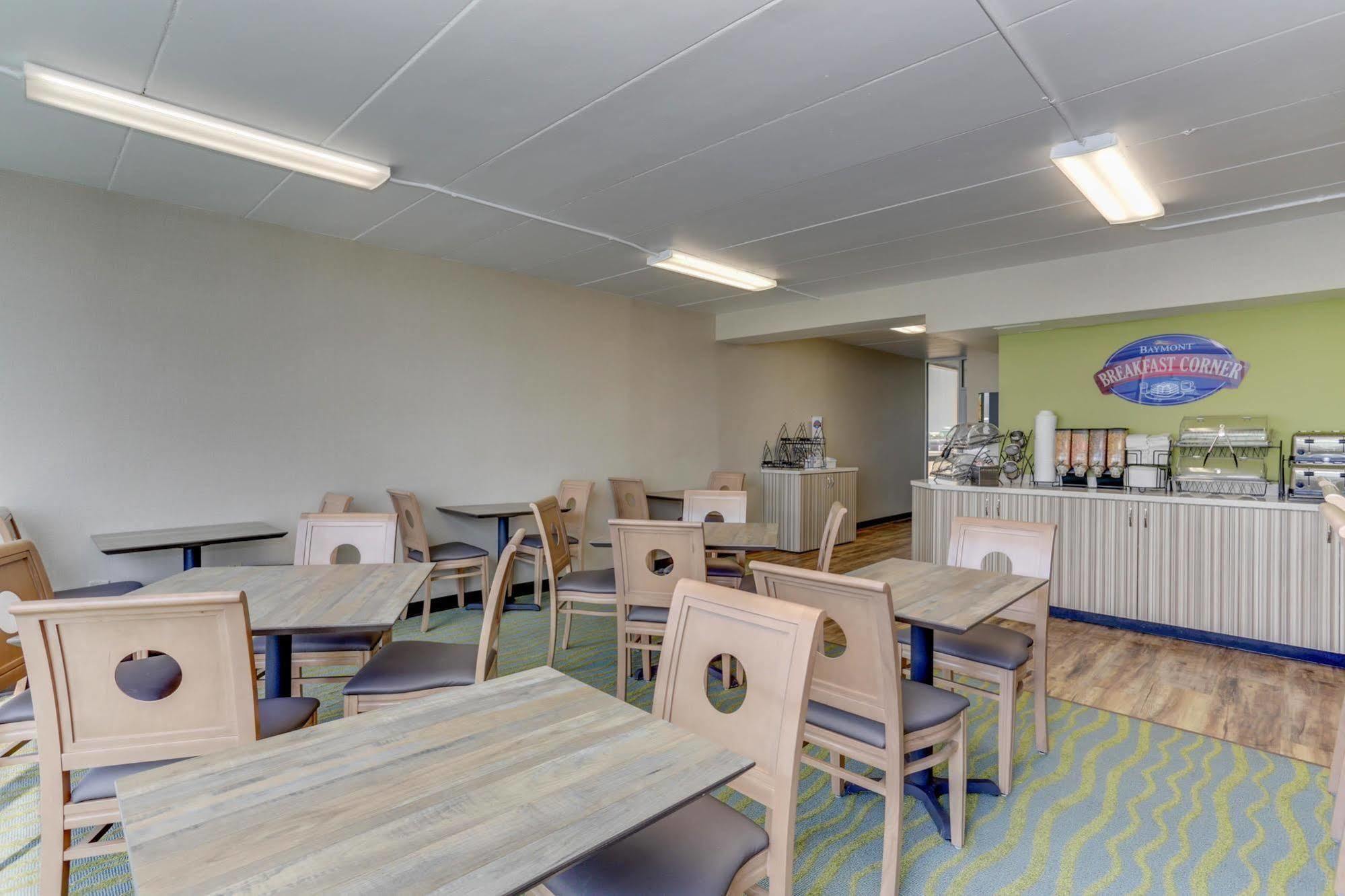 Baymont By Wyndham Virginia Beach Oceanfront Buitenkant foto