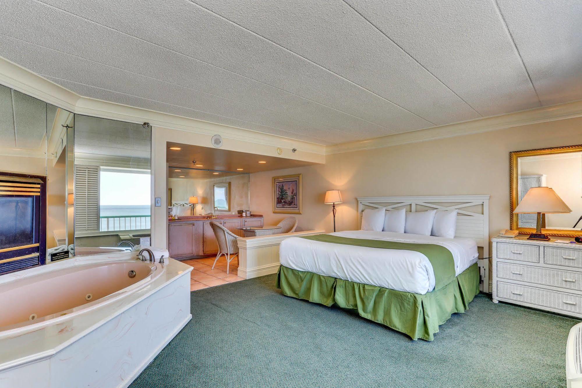 Baymont By Wyndham Virginia Beach Oceanfront Buitenkant foto