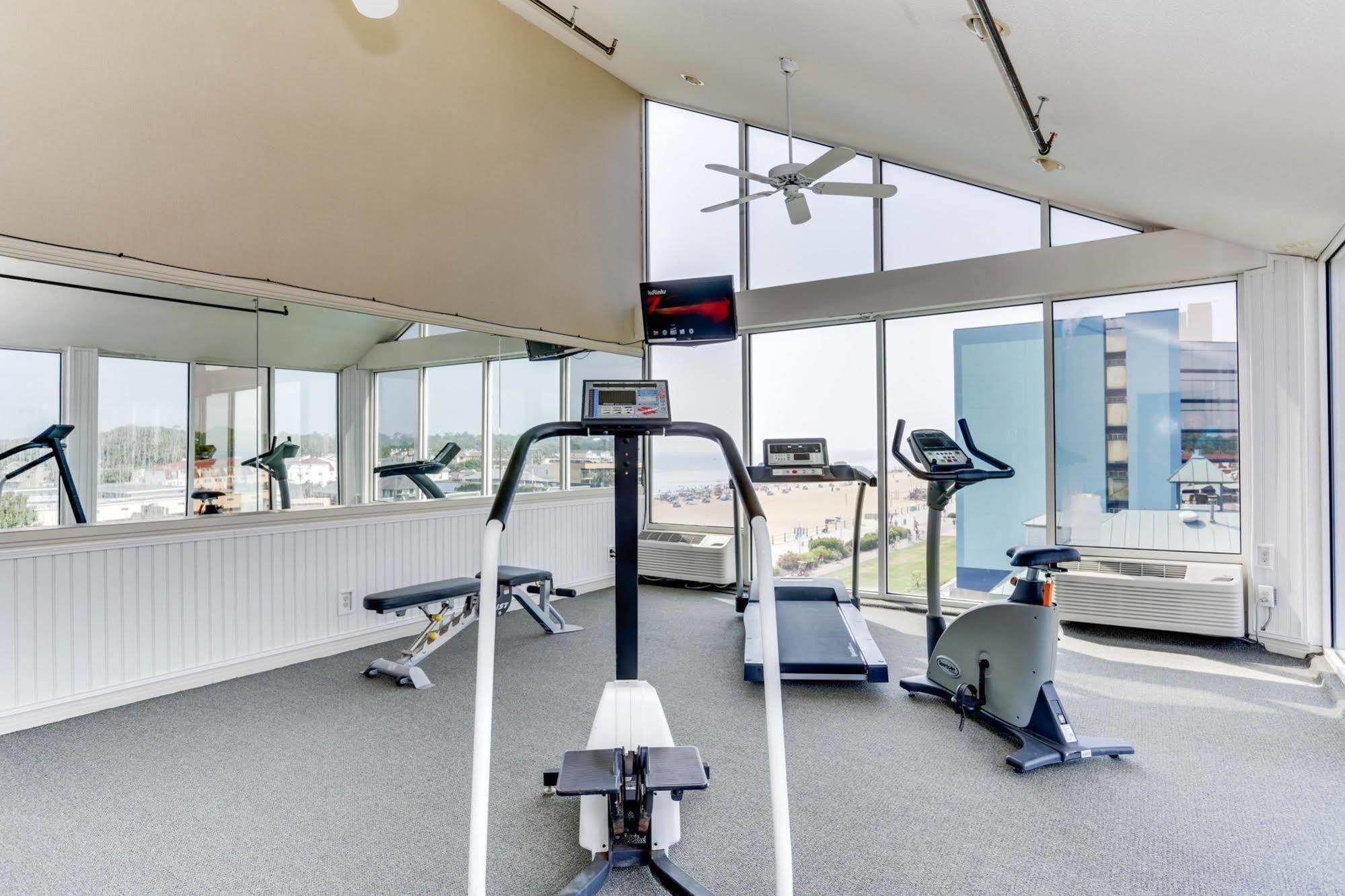 Baymont By Wyndham Virginia Beach Oceanfront Buitenkant foto